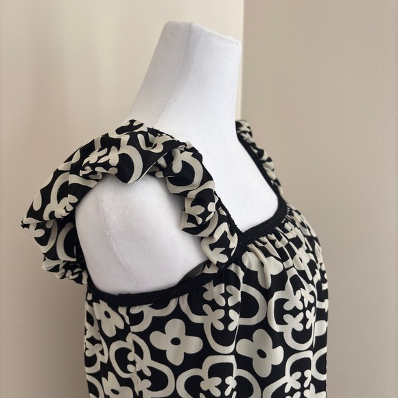 Women’s Black and Cream Patterned Square Neck Blouse | Size Small - Picture 7 of 8